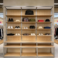 Modulares Aluminium-Holz LED Umweltfreundliches Robustes Wasserdichtes Display-Regal Pegboard-Rückwand Mehrstöckige Regale für Kleidung und Schuhe