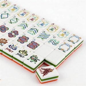 Tuiles de mahjong américaines portables <span class=keywords><strong>en</strong></span> acrylique à quatre couches avec motifs dessinés à la main pour le divertissement et les voyages <span class=keywords><strong>en</strong></span> déplacement - Product Image 2