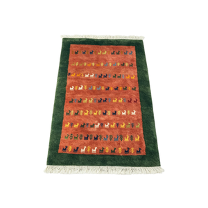 Alfombra de Lana Anudada a Mano al por Mayor de Fábrica, Color Rojo Óxido con Borde Verde Oscuro, Patrón de Ciervo para Decoración de Pisos, 82*128cm - Product Image 1