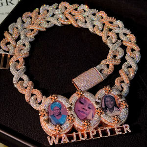 Cadena con colgante de letras con foto personalizada de fábrica, collar con colgante de joyería de lujo con diamantes de moissanita VVS de Plata de Ley 925 para regalo - Product Image 3