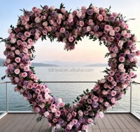 Décoration de mariage style Saint-Valentin français, arche florale en forme de cœur blanc pour événements de mariage et de demande en mariage
