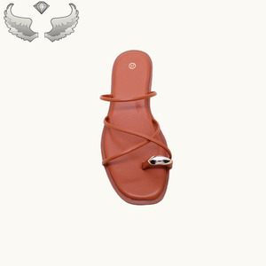 Fashion <b>Outdoor</b> Ankle-high Wholesale Lightweight <b>Outdoor</b> Women's Flat Sandals and <b>slippers</b> - Product Image 5