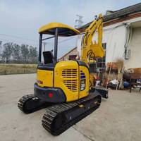 Mini-excavatrice Komatsu PC30 d'occasion, 3 tonnes, avec cabine, provenant du Japon, avec flèche pivotante