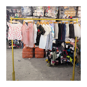 <span class=keywords><strong>Ropa</strong></span> de Verano de Segunda Mano en Pacas, <span class=keywords><strong>Ropa</strong></span> <span class=keywords><strong>Infantil</strong></span> Usada Mixta para Contenedores - Product Image 4