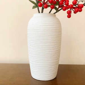 Vases en céramique Qingyu Chronicle blancs et noirs, taille moyenne et grande, style Wabi Sabi, pour arrangements floraux de bureau - Product Image 4