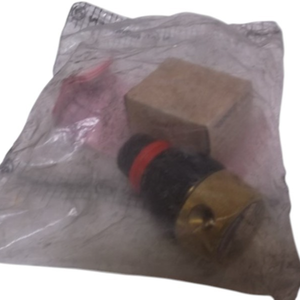 Régulateur de R06-221-rgea Nsnp dans un sac New Original Ready Stock Industrial Automation Pac Dedicated Plc Controller New Original Re - Product Image 1