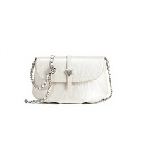 Tas Selempang Wanita Resmi Cow&Kitty 2026 Terbaru, Mewah, Kasual, Model Cloud Clutch 8316 Putih PU dengan Penutup XL