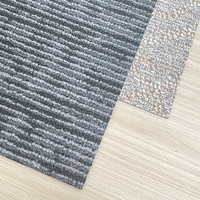 Revêtement de sol en vinyle de luxe Revêtement de sol imperméable en pierre/grain de bois Carré sec à dos collé Carrelage Lvt Revêtement de sol en vinyle de luxe
