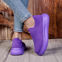Sepatu Lari Wanita D1N 2026, Kasual Modis, Sol Lembut Elastis, Model Rendah Berbahan Mesh, Stylish, Sol Tebal, Sepatu Olahraga Lari