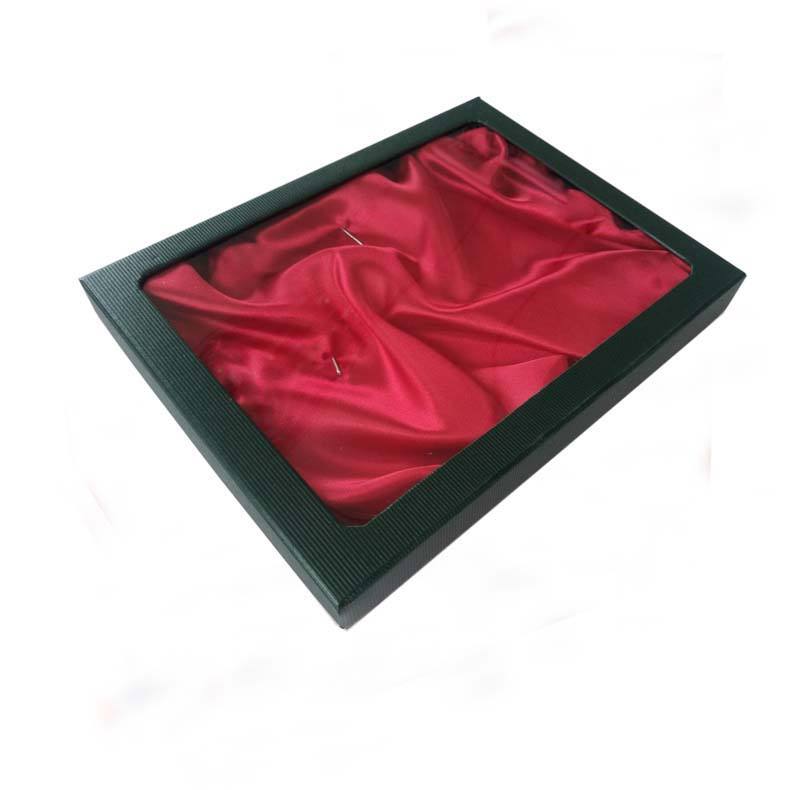 สีเขียวเข้ม