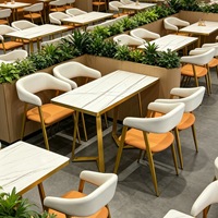 Fournisseur direct d'usine, canapés de salle à manger sur mesure, tables et chaises pour restaurants de restauration rapide, ensemble de tables et chaises blanches et orange