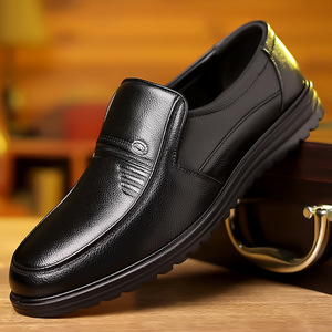 Mocasines de cuero genuino para hombre, con punta redonda, sin cordones, para negocios, para todas las estaciones, con suela de goma. - Product Image 1