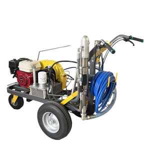ماكينة وضع علامات خطوط الطرق بدون هواء بضغط عالي تعمل بالضغط اليدوي من المصنع ، مسدس مزدوج مع محرك 5.5 حصان تدفق 12 لتر - Product Image 1