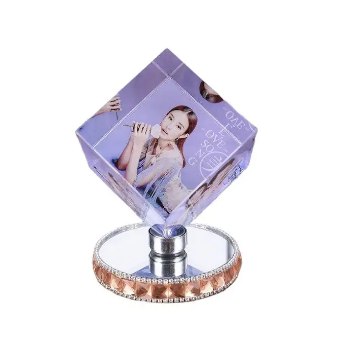 Custom 3d Laser Engraved Glass Cube Photo 3d Photo Crystal Cube Frame For Wedding