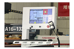Routeur <span class=keywords><strong>CNC</strong></span> 4 axes ATC avec tête oscillante à 180 degrés, aspiration haute précision pour la sculpture sur bois, mousse et pierre - Product Image 4