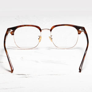 กรอบแว่นตา 533 Eyebrow Frame ทำมือจากอะซิเตท กรอบแว่นสายตาทรงธุรกิจ รุ่น <span class=keywords><strong>Grand</strong></span> Square ไทเทเนียม ทรงเหลี่ยม ดีไซน์ย้อนยุค รุ่นใหม่ - Product Image 4