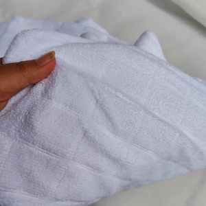 Ensemble Ihram musulman traditionnel antistatique respirant pour hommes vêtements <span class=keywords><strong>de</strong></span> pèlerinage serviette <span class=keywords><strong>de</strong></span> style arabe fait à la main Hajj Umrah Turki Tube - Product Image 3