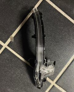 Convient pour Audi A6C8 A3 A4 A5 A7 Q7 Q8 A8 Q5L rétroviseur de recul clignotant 4K0949101 4K0949101 4L0949101 4L0949102 - Product Image 6