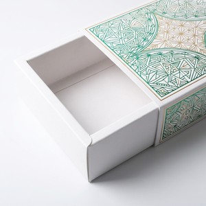Caja de Embalaje para <span class=keywords><strong>Sushi</strong></span> de Papel Kraft Reciclado Ecológico Personalizada con Diseño Plegable y Laminación Togo - Product Image 2