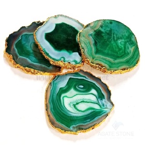 Posavasos de ágata verde natural con borde chapado en oro Feng Shui decoración del hogar hecho en La India estatuilla de pavo real para decoración de mesa - Product Image 2