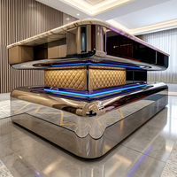 Table de bar haut de gamme en marbre et acier inoxydable pour hôtels, design contemporain, durable et élégante, luxe