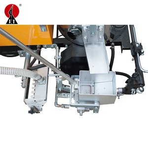 Machine de marquage de ligne de route thermoplastique personnalisée de logo de couleur à vendre <span class=keywords><strong>australie</strong></span> avec trémie de perles de verre - Product Image 6