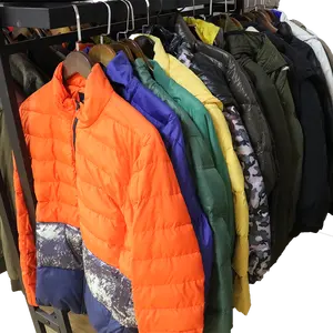 중고 따뜻한 재킷 겨울 공장 재고 뜨거운 판매 파라카 코트 성인 도매 중고 겨울 옷