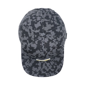 Casquette Snapback XXL personnalisée à 7 panneaux, en tissu camouflage imperméable et respirant avec élasthanne, idéale pour les grandes têtes, avec logo en caoutchouc - Product Image 5