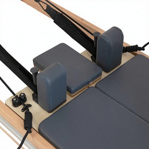 Reformer <span class=keywords><strong>de</strong></span> <span class=keywords><strong>Pilates</strong></span> con <span class=keywords><strong>Torre</strong></span> <span class=keywords><strong>de</strong></span> Alta Calidad, Medio Trapecio <span class=keywords><strong>de</strong></span> Madera, Reformer Clínico <span class=keywords><strong>de</strong></span> Microfibra con <span class=keywords><strong>Torre</strong></span> - Product Image 4