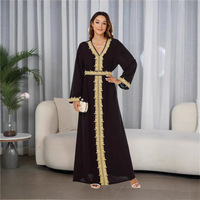 Robe longue arabe élégante pour femmes du Moyen-Orient et européennes Abaya modeste Robe de Dubai pour tenue de voyage saoudienne