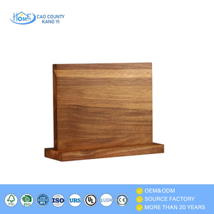 Portacoltelli in Legno di Quercia Giapponese con Forte Magnetismo, Adatto per Uso in Cucine e Ristoranti - Product Image 1
