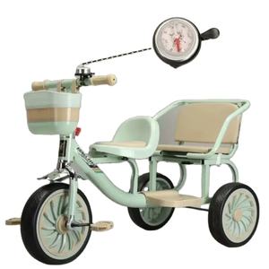 Triciclo per Bambini con Sedile Posteriore per Gemelli Fratelli Sorelle Giocano Insieme Manubrio Regolabile in Altezza - Product Image 1