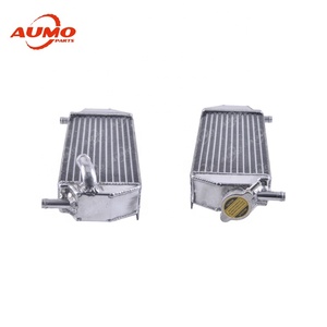 Ensemble de <span class=keywords><strong>radiateur</strong></span> de système de refroidissement de <span class=keywords><strong>moto</strong></span> à <span class=keywords><strong>prix</strong></span> compétitif pour SUZUKI RM250 2001-2008 - Product Image 2