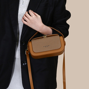 Bolso de Mano de Mujer de Lujo Ligero con Textura Nueva 2026, Bolso Bandolera Versátil y Moderno - Product Image 4