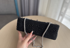 Nuevo y Elegante Bolso Bandolera con Cadena de Eslabones - Product Image 3