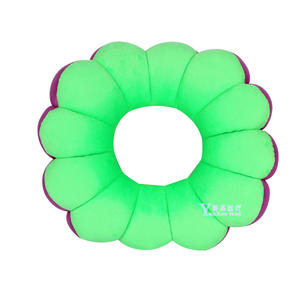 Coussin de soutien multifonctionnel rond vert herbe anti-escarres Yankee Med pour soulagement de la pression et soins infirmiers - Product Image 1