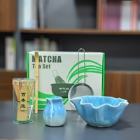 Ensemble de théière en céramique de luxe en forme de lotus Anji Newell, cinq pièces, ensemble cadeau japonais pour matcha, chawan fait à la main, vaisselle pour cérémonie