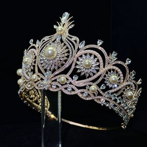 Corona de Novia de Diseño Original, Nueva Llegada, Corona de Perlas, Exclusiva, Lujosa, de Aleación de Zinc, Estilo Europeo y Americano, con Circones - Product Image 3