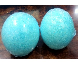 Bombes de bain hydratantes biologiques de luxe les plus vendues avec des huiles essentielles aromatiques pour une relaxation profonde et une peau douce et soyeuse - Product Image 2