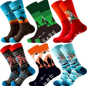 5 paia di scatole di Zhejiang all'ingrosso <span class=keywords><strong>Crew</strong></span> Funny & Hosiery Set per adulti con motivo cotone personalizzato da uomo calzini alla moda - Product Image 5