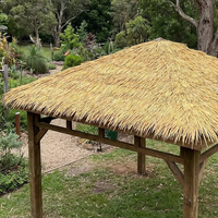 Rouleaux de toiture en chaume synthétique en plastique HDPE, imperméables, ignifuges et résistants aux UV pour hôtels de plage, piscines, complexes hôteliers et extérieurs