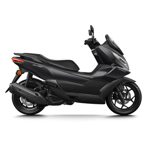 Scooter à essence Cfmoto 150Cc noir, moto de banlieue urbaine - Product Image 1