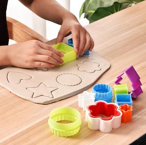 Pastry Biscuit fondant khuôn hoa tròn vuông sao hình trái tim dập nhựa giáng sinh Gingerbread <span class=keywords><strong>Cookie</strong></span> Máy cắt Bộ - Product Image 2