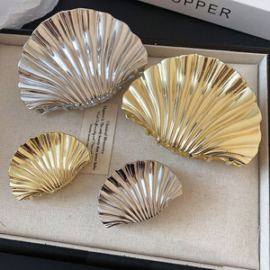 Pinza de Pelo Creativa con Diseño de Concha Brillante, Pinza de Pelo Tipo Tiburón para la Parte Trasera de la Cabeza, Accesorio de Pelo Único y de Alta Gama para Mujer - Product Image 2