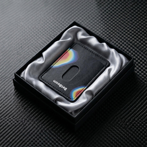 Cadeaux d'entreprise haut de gamme, <span class=keywords><strong>porte</strong></span>-<span class=keywords><strong>cartes</strong></span> RFID personnalisé fin avec bords renforcés, sans fermeture, épaisseur 3 mm ; Renforcez la loyauté de votre marque - Product Image 1