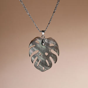 Wanita Bohemian gaya putih abu-abu ungu cangkang tembaga rantai kalung bentuk daun liontin untuk ulang tahun pernikahan cakar pengaturan - Product Image 5