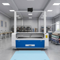 Découpeuse laser CO2 intelligente 1600*1000mm avec positionnement par projection visuelle pour textiles, tissus, cuir et fabrication sur mesure