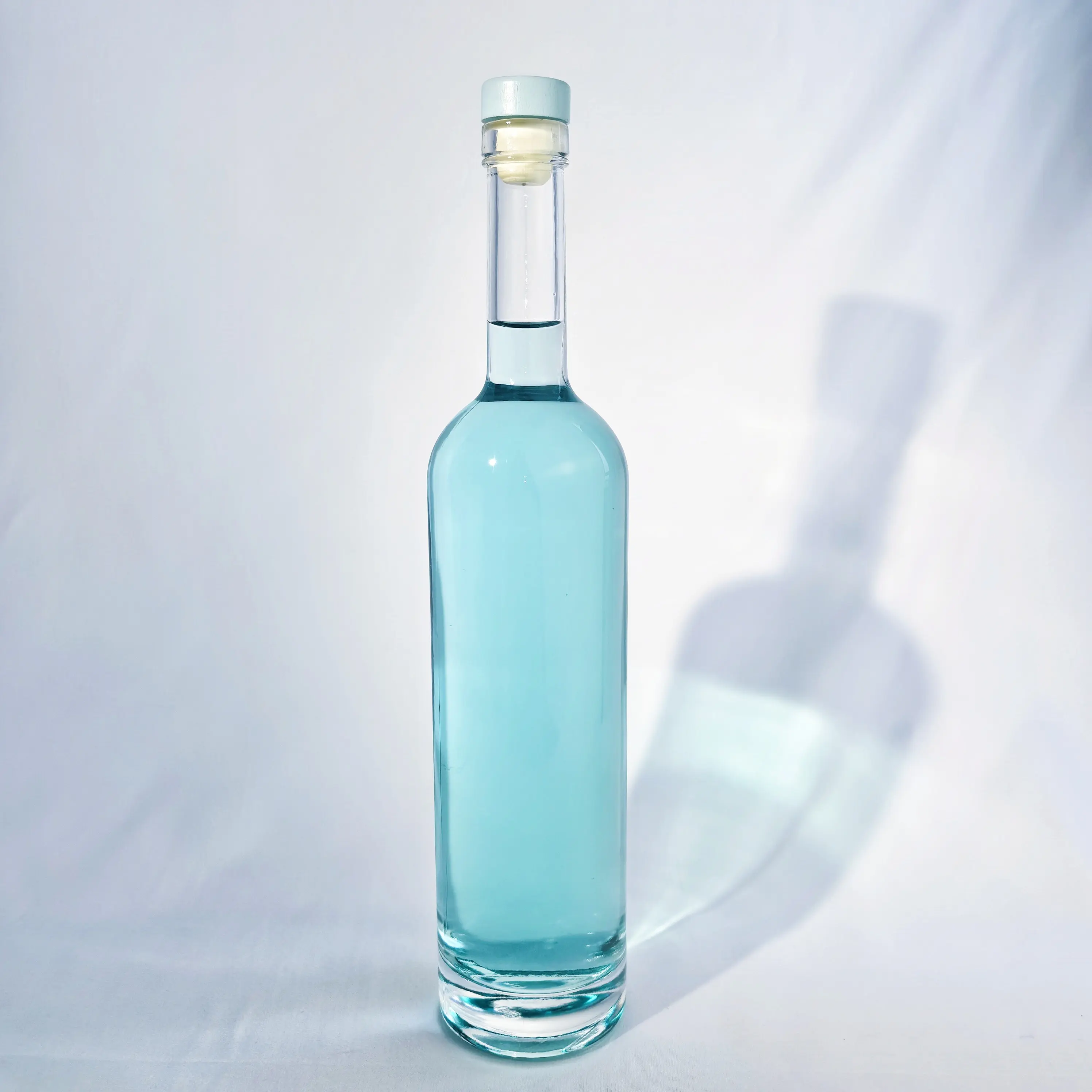Klasik 500ml 700ml 750ml botol kaca untuk merek Vodka wiski Tequila Gin botol kaca