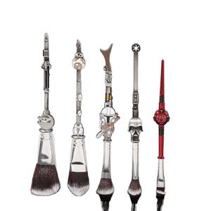 Nouveau design 5 pièces StarWars Jedi Knight ensemble de pinceaux de maquillage Dark Vador cosmétique fard à paupières kit de pinceaux à sourcils Pincel Maquiagem Lilo - Product Image 2