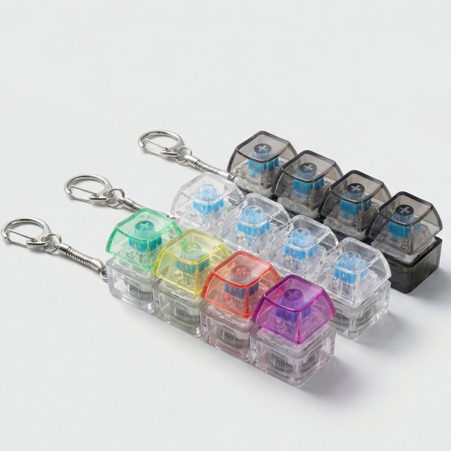 Hot Selling 4 Keys Mechanical Keyboard Switch Keychain Keycap Tester Switches Key Chain Without Light & Relieve Stress Keyboard